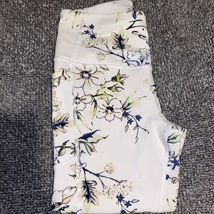 Victoria’s Secret Sport leggings